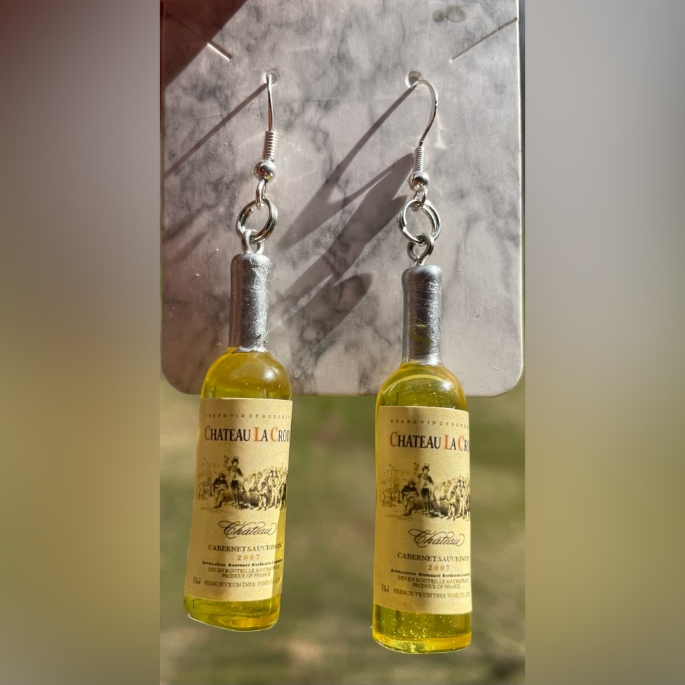 Wine 🍷 Classy Earrings
